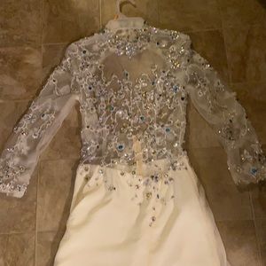 Wedding dress. Hand made. Size 6
